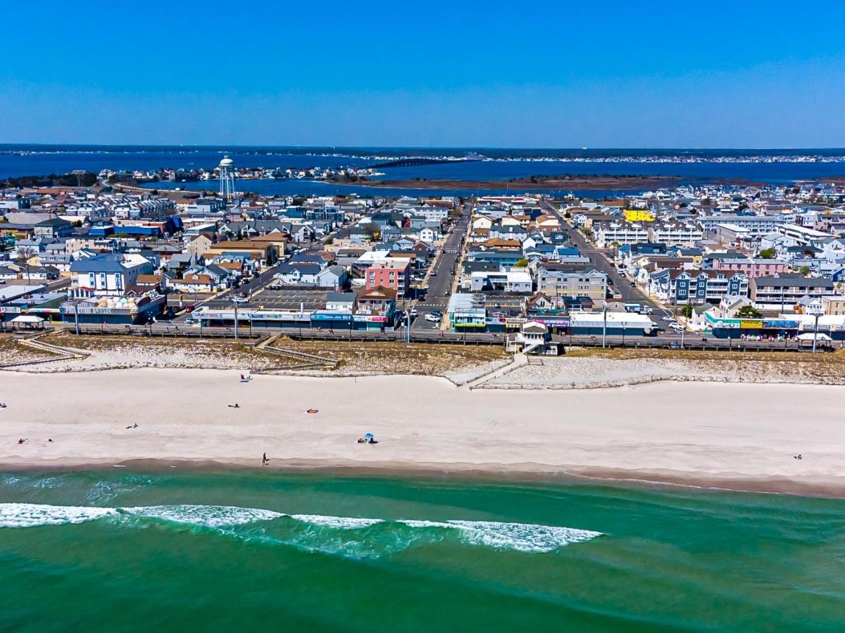 Boardwalk Hotel Charlee & Apartments Beach Hotel Oceanfront Seaside Heights Buitenkant foto
