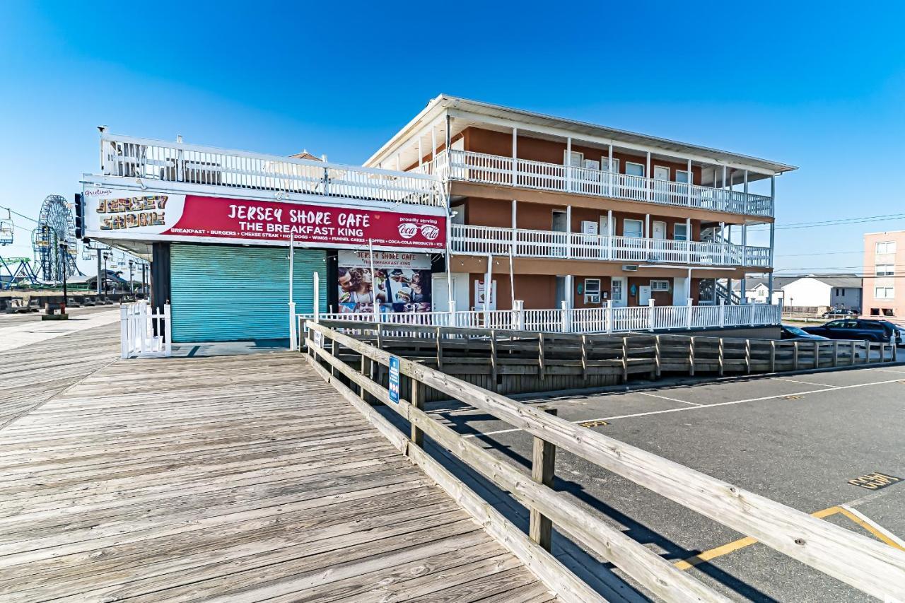 Boardwalk Hotel Charlee & Apartments Beach Hotel Oceanfront Seaside Heights Buitenkant foto