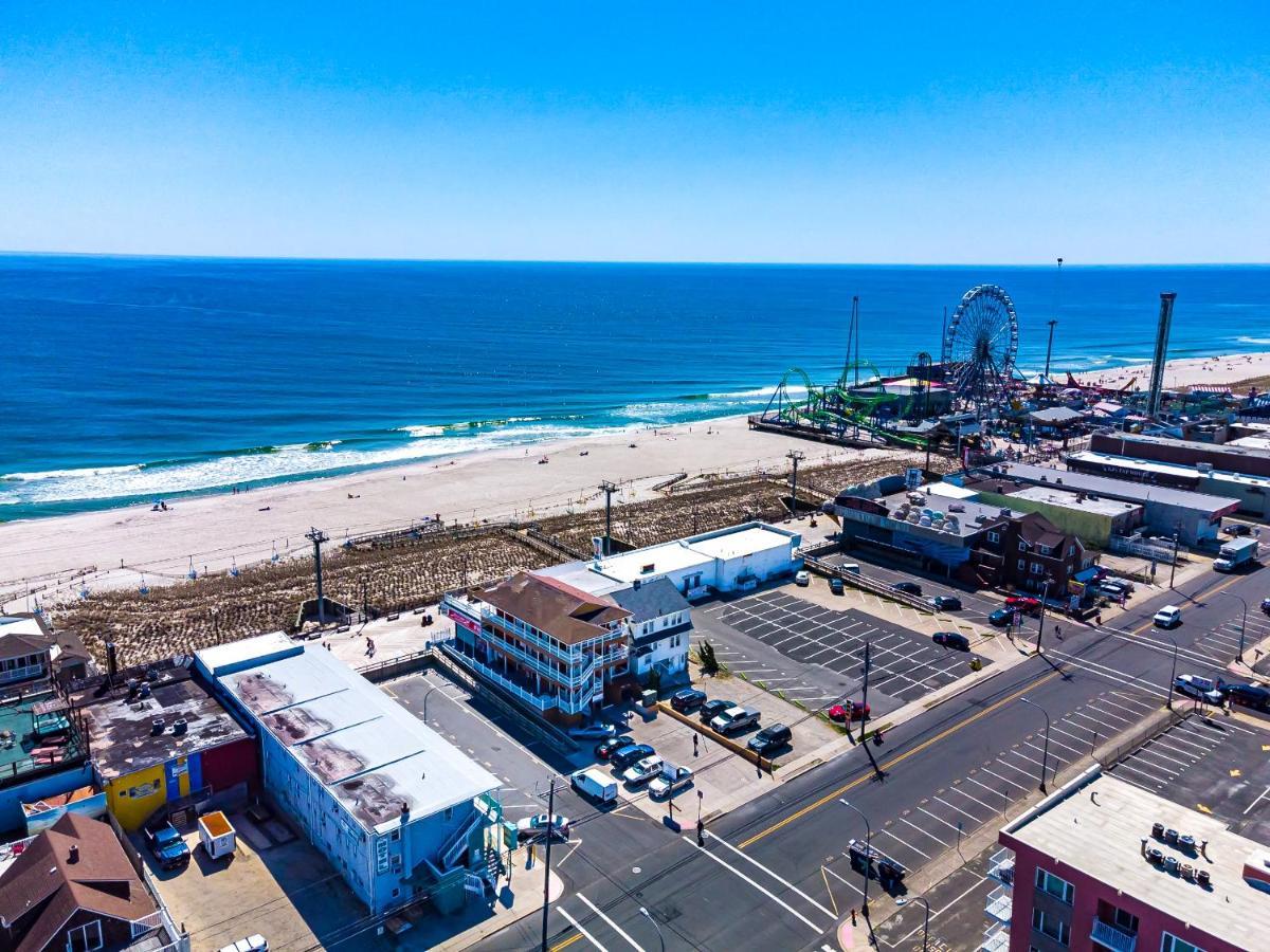 Boardwalk Hotel Charlee & Apartments Beach Hotel Oceanfront Seaside Heights Buitenkant foto