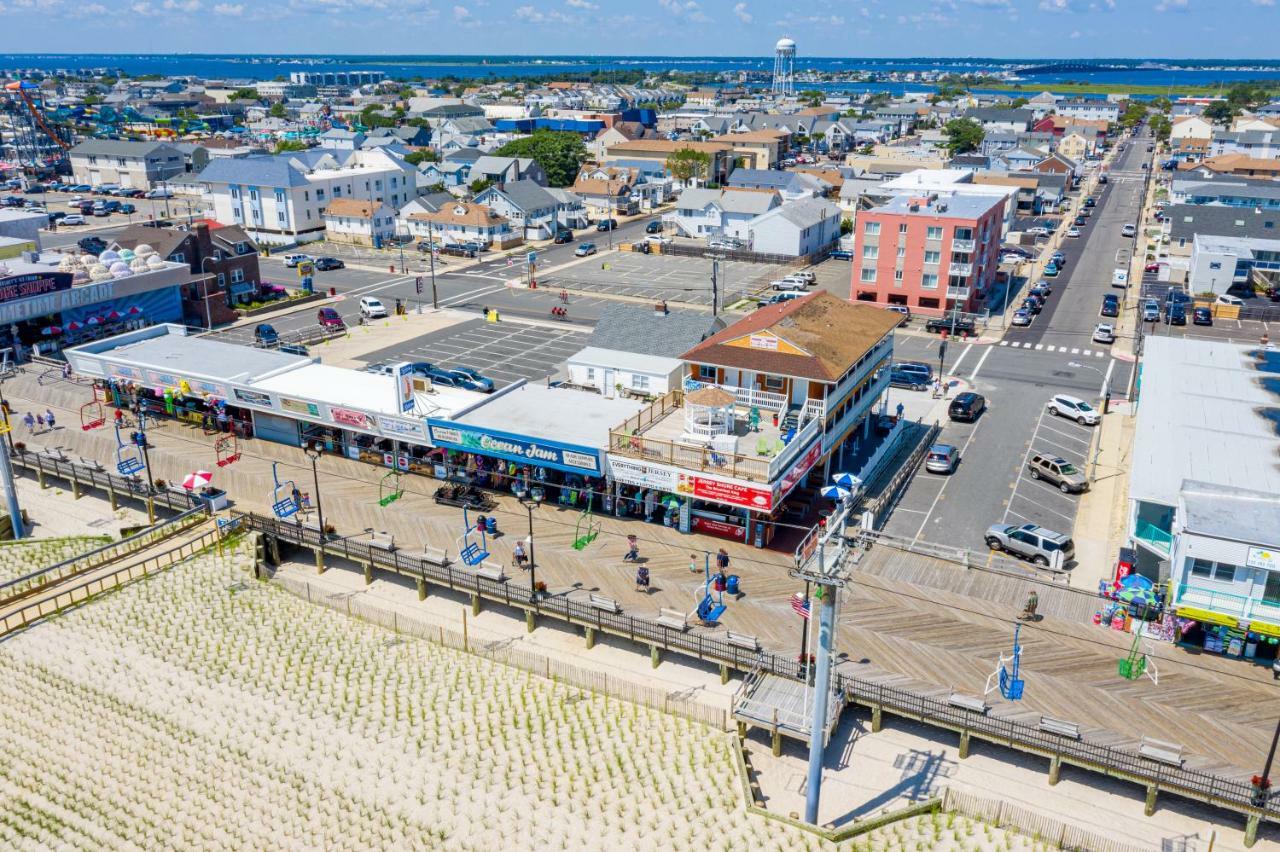 Boardwalk Hotel Charlee & Apartments Beach Hotel Oceanfront Seaside Heights Buitenkant foto
