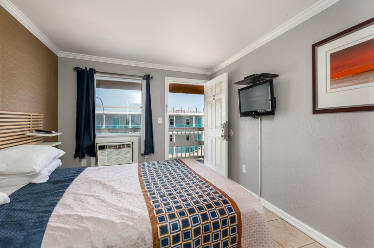 Boardwalk Hotel Charlee & Apartments Beach Hotel Oceanfront Seaside Heights Buitenkant foto